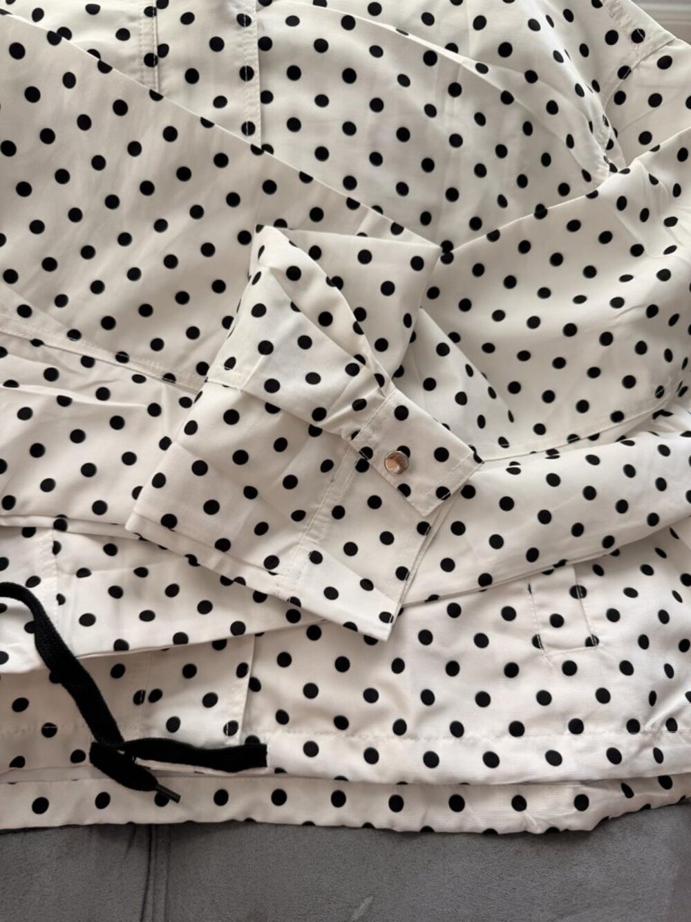 ✨ NWT Polka Dot Cropped Bomber Jacket Zip Up Windbreaker White Black S - Picture 5 of 11